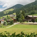 Alpenschloessl 아파트 *