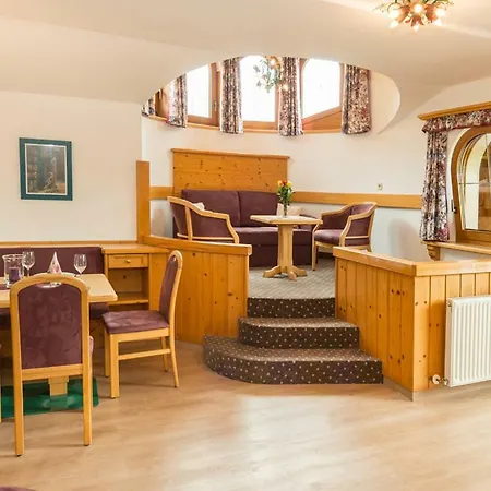 Alpenschloessl * אובראו